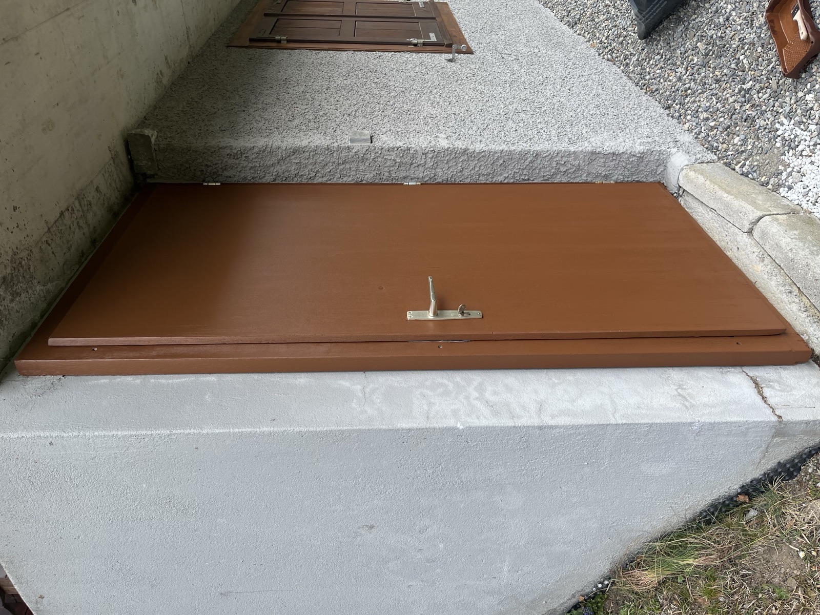 Escalier restauré — remise en état par menuiserie MI Rénovation à Lausanne